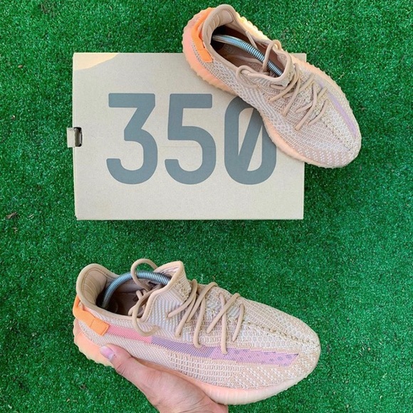 Yeezy Boost 350 Clay - Picture 2 of 4